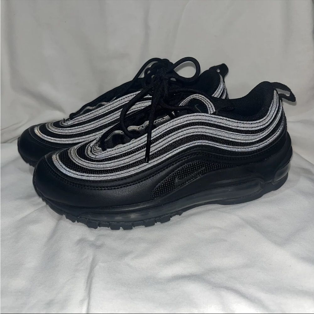 Black Nike Air Max Women's Size 6.5